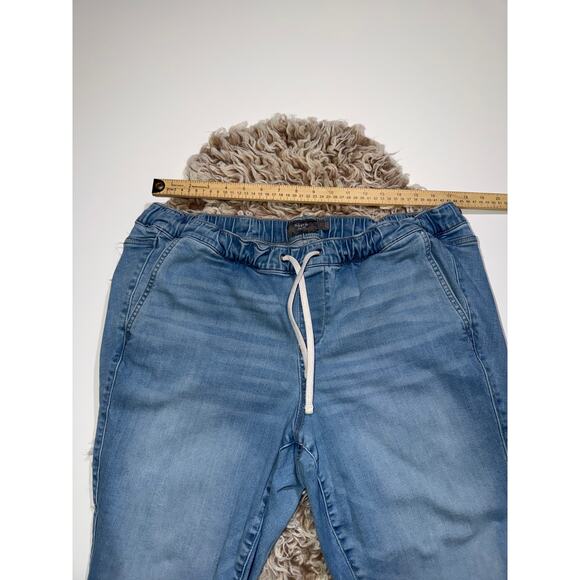 Torrid women’s pull up drawstring light blue jeans - Picture 6 of 16